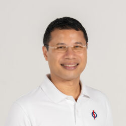 Desmond Lee